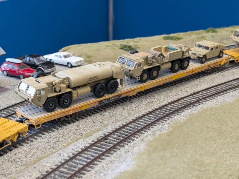 ITTX Vehicle loading deck for Walthers 89' Flatcar