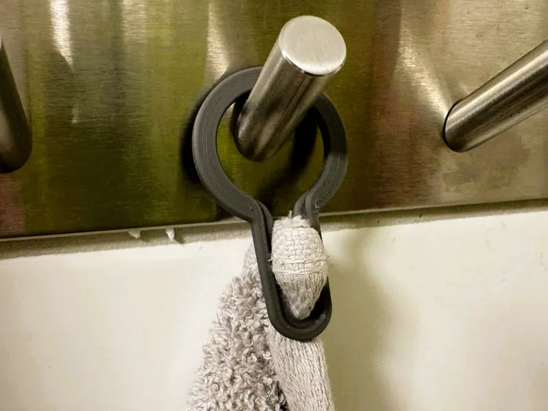 The Universal Towel Clip