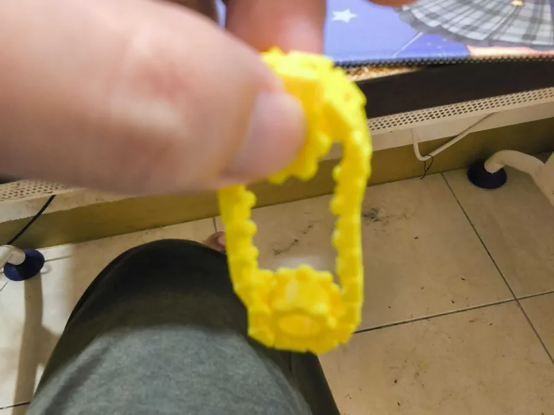 這只是一條履帶