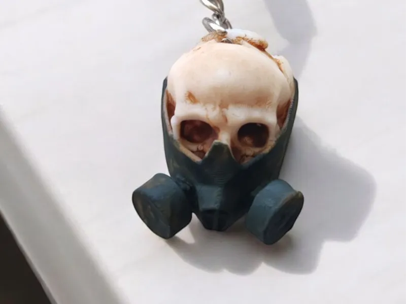 Skull Keychain - Gas Mask Edition Stylish Keyring