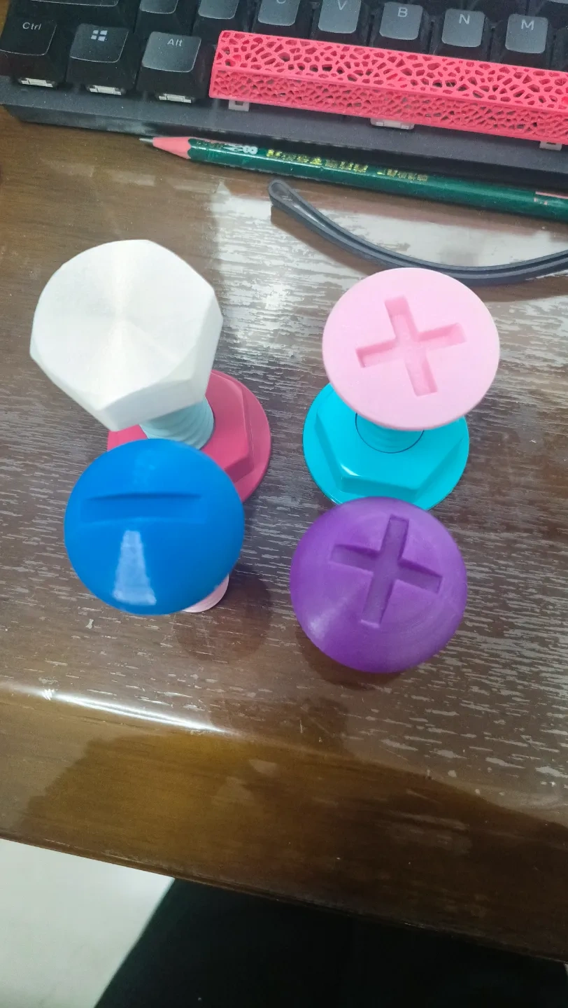Miniatura 8 do modelo 3D 螺丝挂钩  