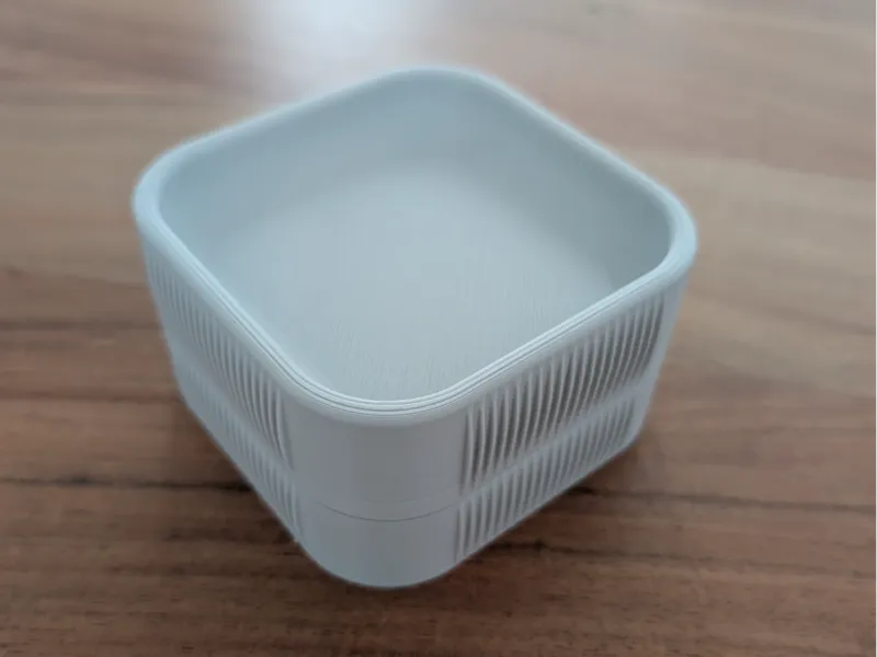 Schachtel mit Ablage