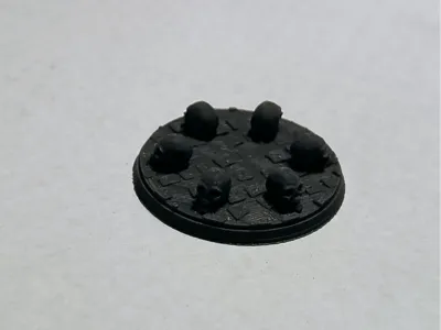 Skull base 32mm set of 8