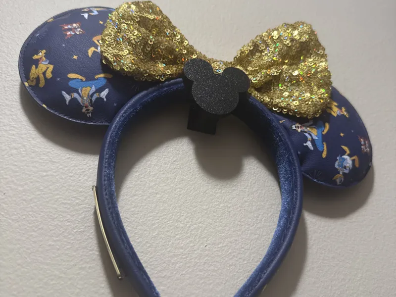 Mickey Mouse Ear Holders!