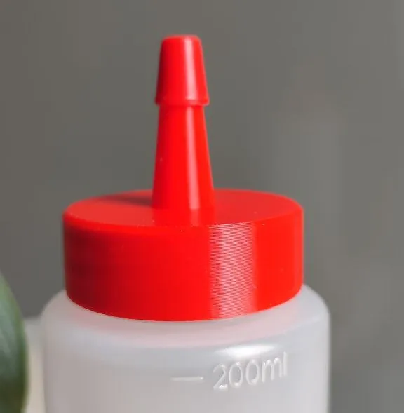 Coperchio filettato da 200 ml / Lid with spout