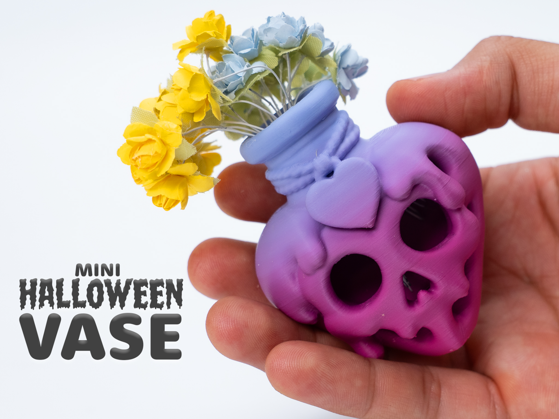 Mini Halloween Skull Heart Vase 3D model