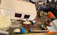 Hangar miniature — photo 6