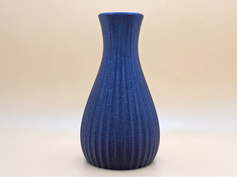 Minimalist vase