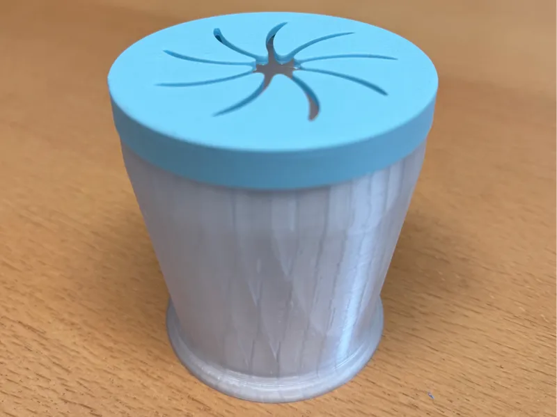 Müllbox zum Entgittern