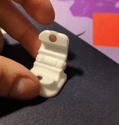 Magnet cabel holder