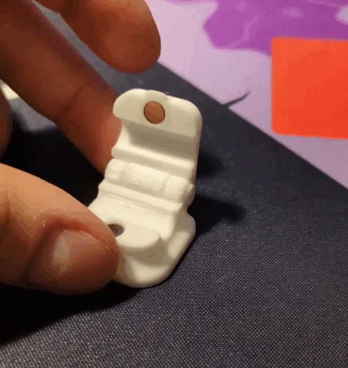 Magnet cabel holder