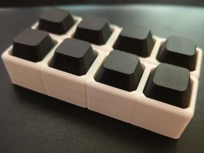 Mini keyboard clicker fidget