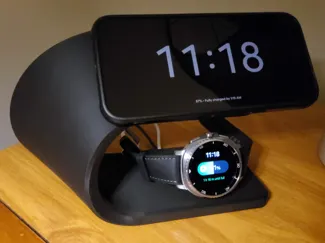 Customizable Curvy Magnetic Phone/Watch Charger
