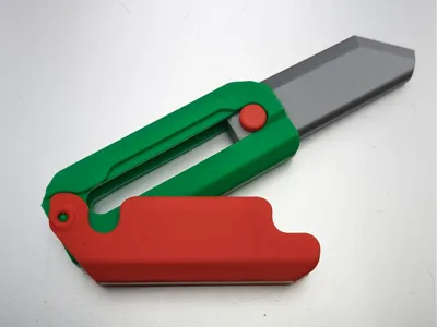 Gravity fidget blade