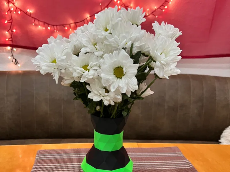 Vase Hornisse SW/Gr