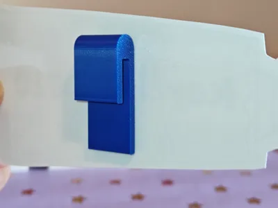 Folding Crate Sign Hanger/Clip