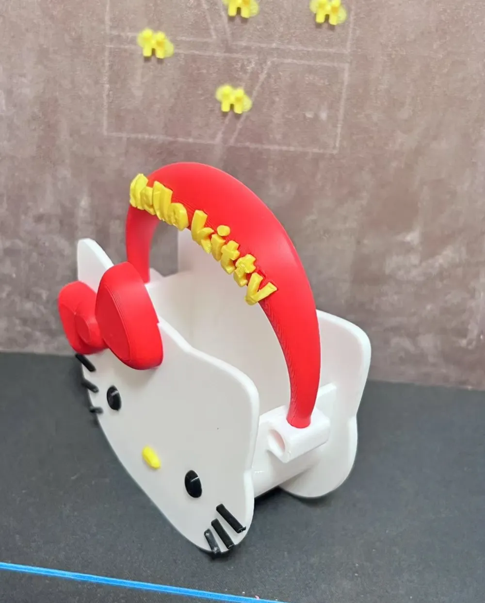 Hello Kitty Storage Box Vase by 九五 MakerWorld: Download Free 3D Models