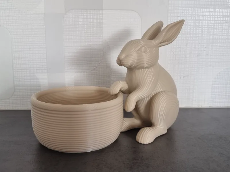 Hase mit Korb Cordoptik