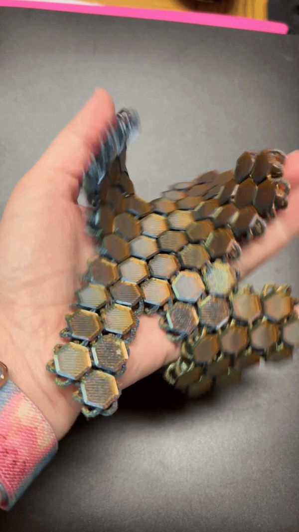 https://makerworld.bblmw.com/makerworld/model/USe5de44dd9ab5db/design/a0045963577425ac.gif