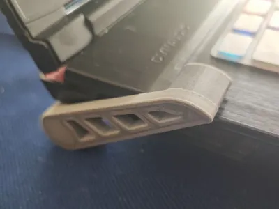 MSI Computer Stand. Lightweight.
