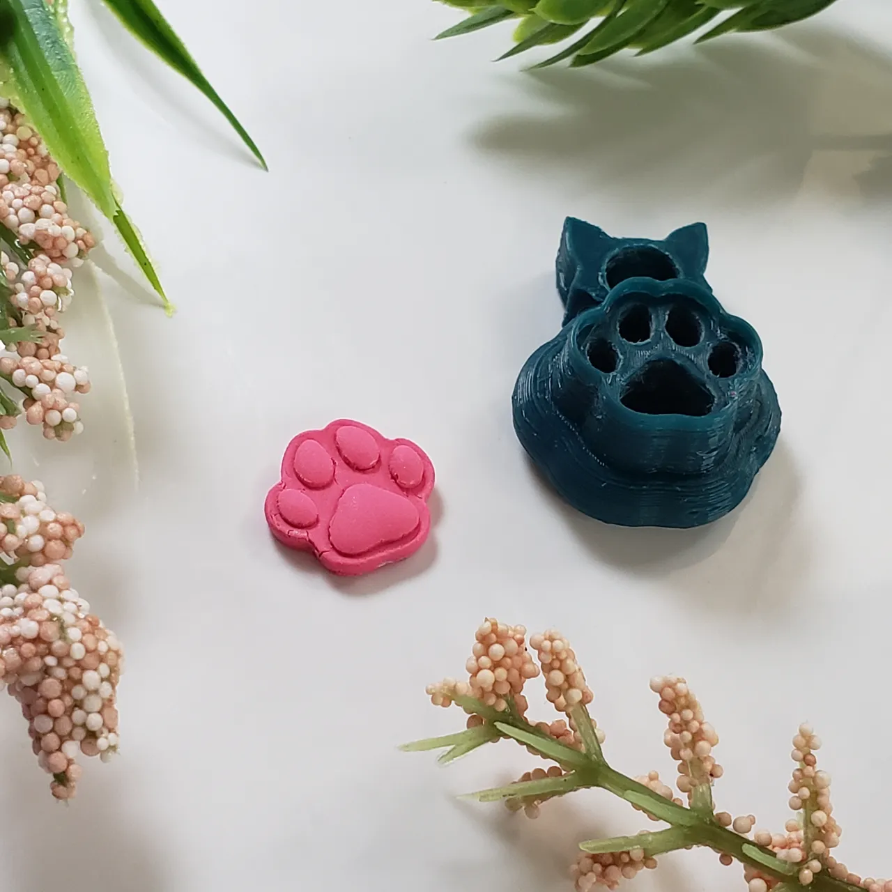 Stud Tiny Paw Print Polymer Clay Earring Cutter view 3