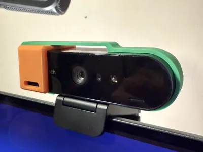 Logitech Brio Clip