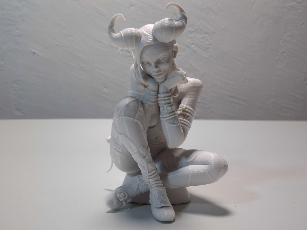 Demon girl 