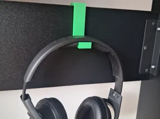 Earphones holder for LP-180