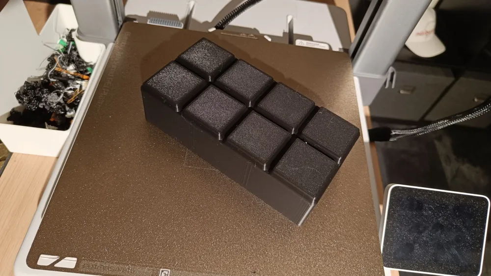 Gridfinity 4x2 Box with dividers - Free 3D Print Model - MakerWorld