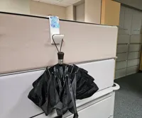 Portemanteau pour cloison de bureau — photo 1