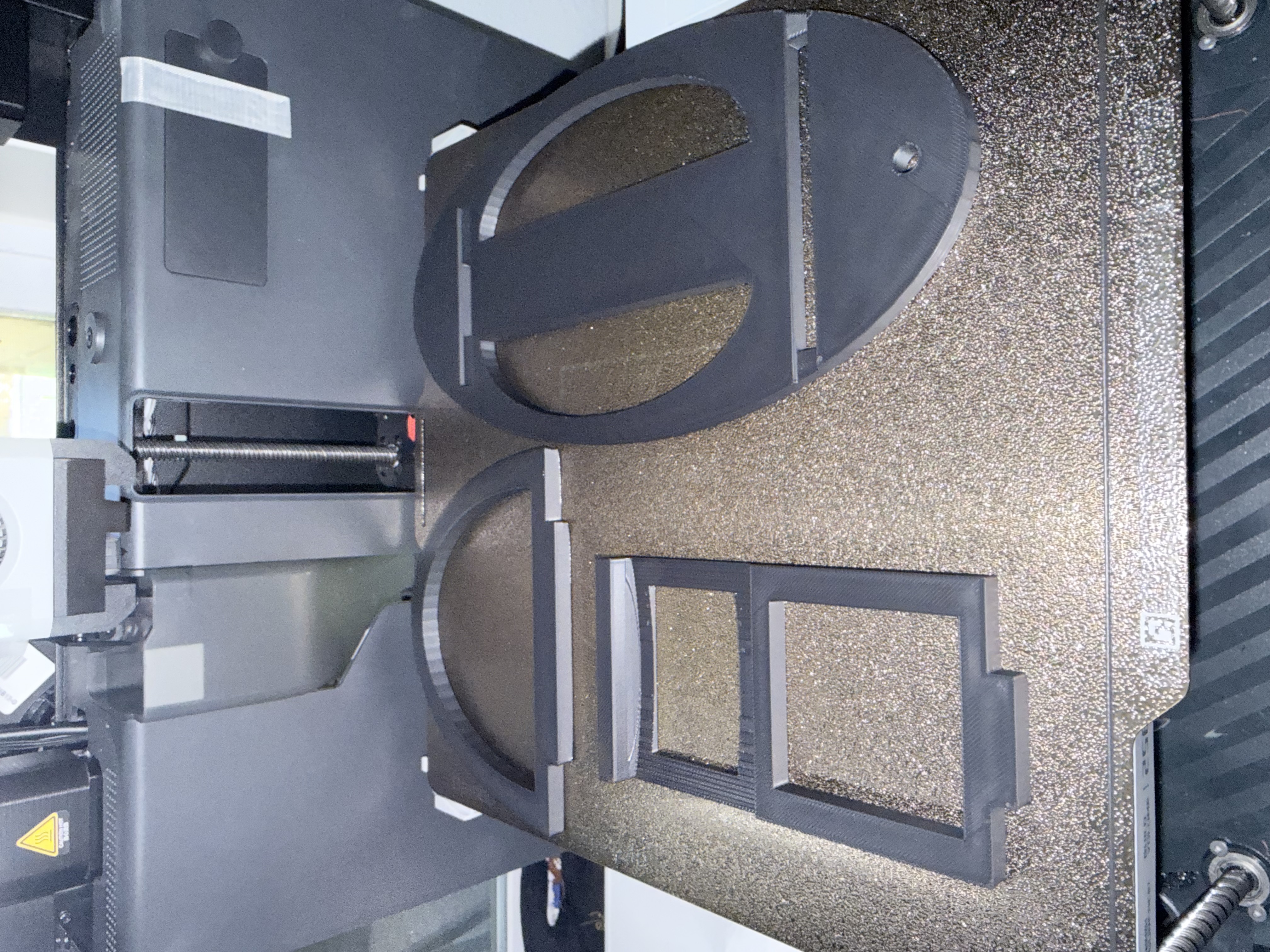 Miniatura 2 do modelo 3D Mask wall mount
