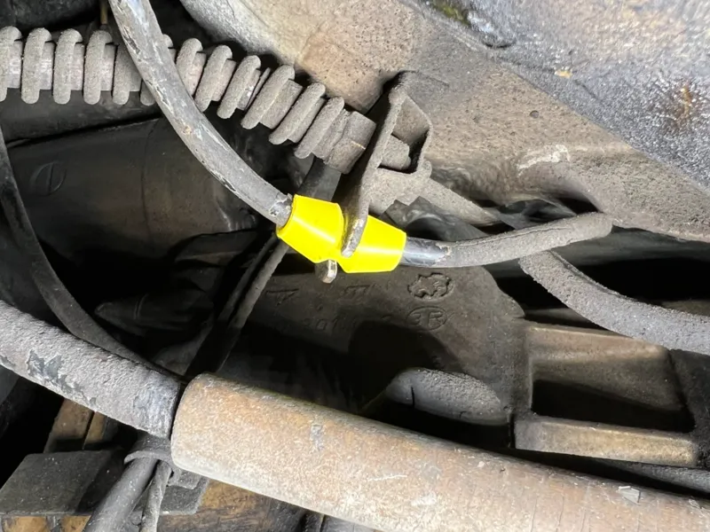 84-89 Porsche 911 Brake pad wire grommet [AMS TPU]