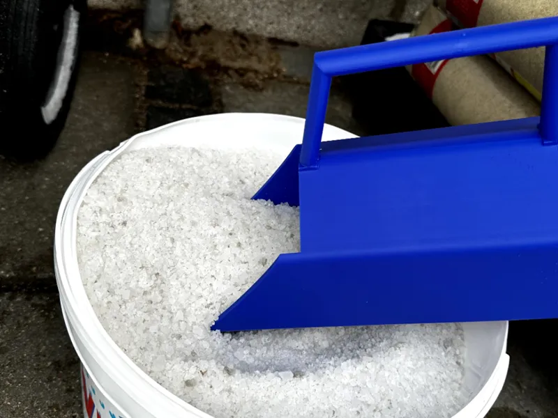 salt and seed spreader