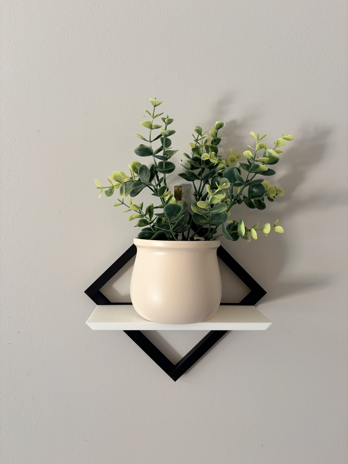 Miniatura 1 do modelo 3D Diamond Bloom Shelf