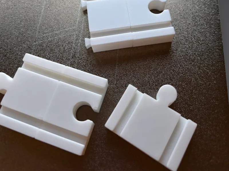 BRIO / IKEA Train Track Lock Clip