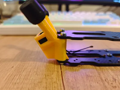 Speedybee Mario 5  DJI o4 Pro antenna mount