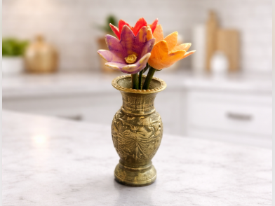Victorian Mini Flower Vase with Filament Stems
