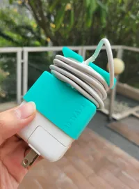 Organisateur de câble pour chargeur MacBook 30 W — photo 2
