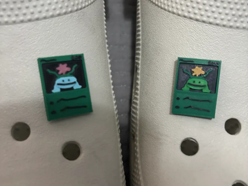 Venusaur Pokémon Card Shoe Charm (Normal & Shiny)