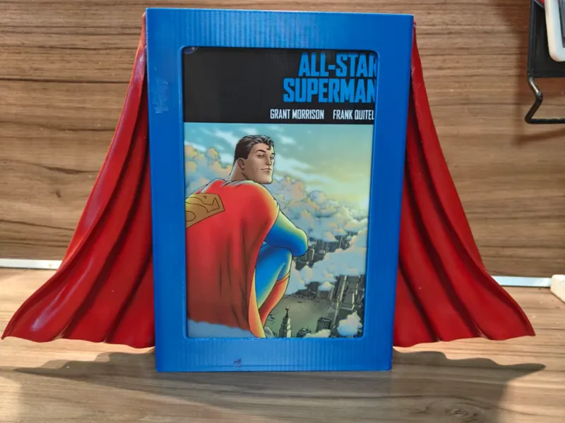 superman/supergirl comic case