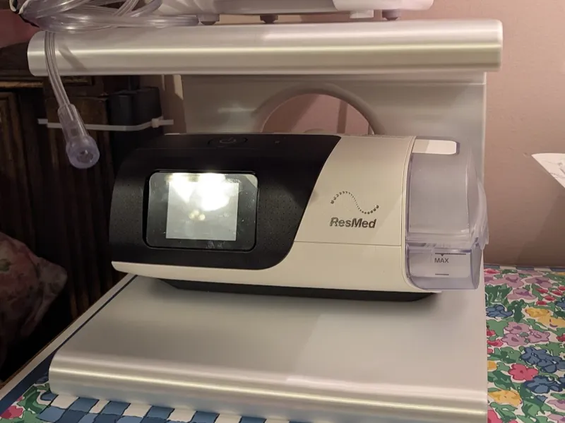 ResMed Airsense 11 CPAP Stand - READ DESCRIPTION
