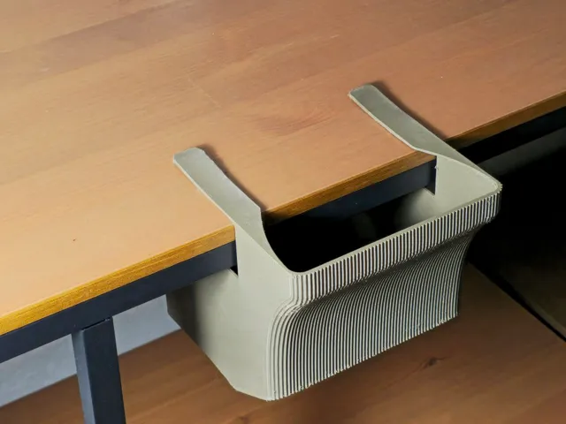 Desk Bin Trash _ No supports needed