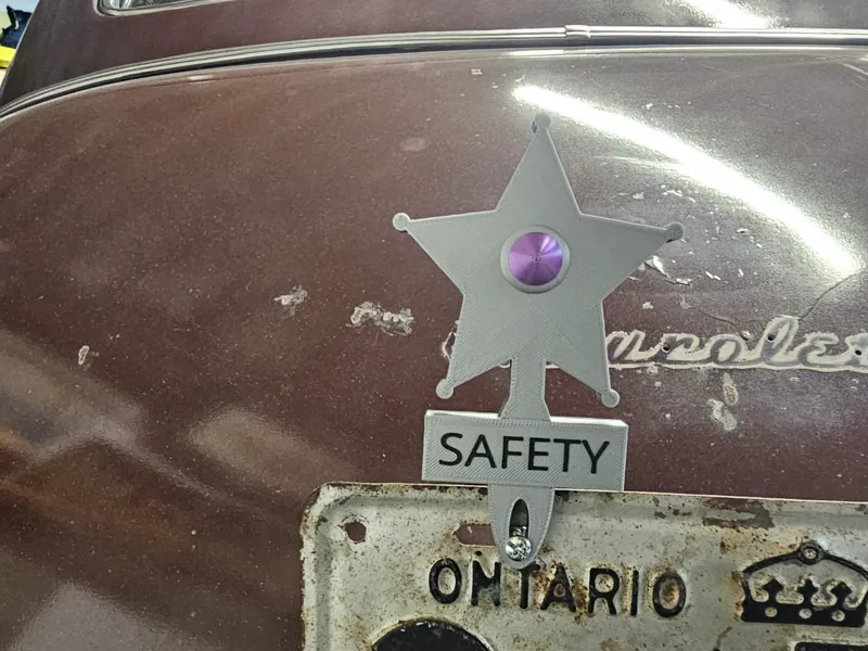 licence plate topper