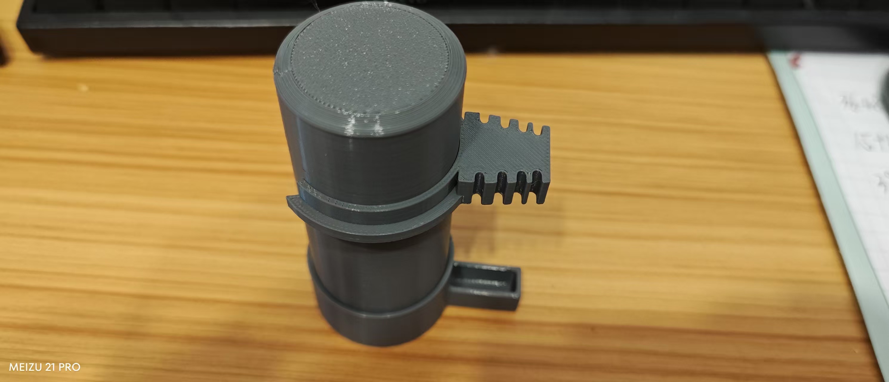 Miniatura 1 do modelo 3D 宠物饮水器（鹦鹉、玄风、虎皮等）