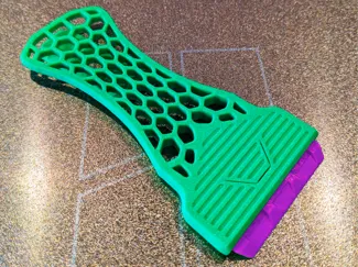 Molten Honeycomb Bed Scraper