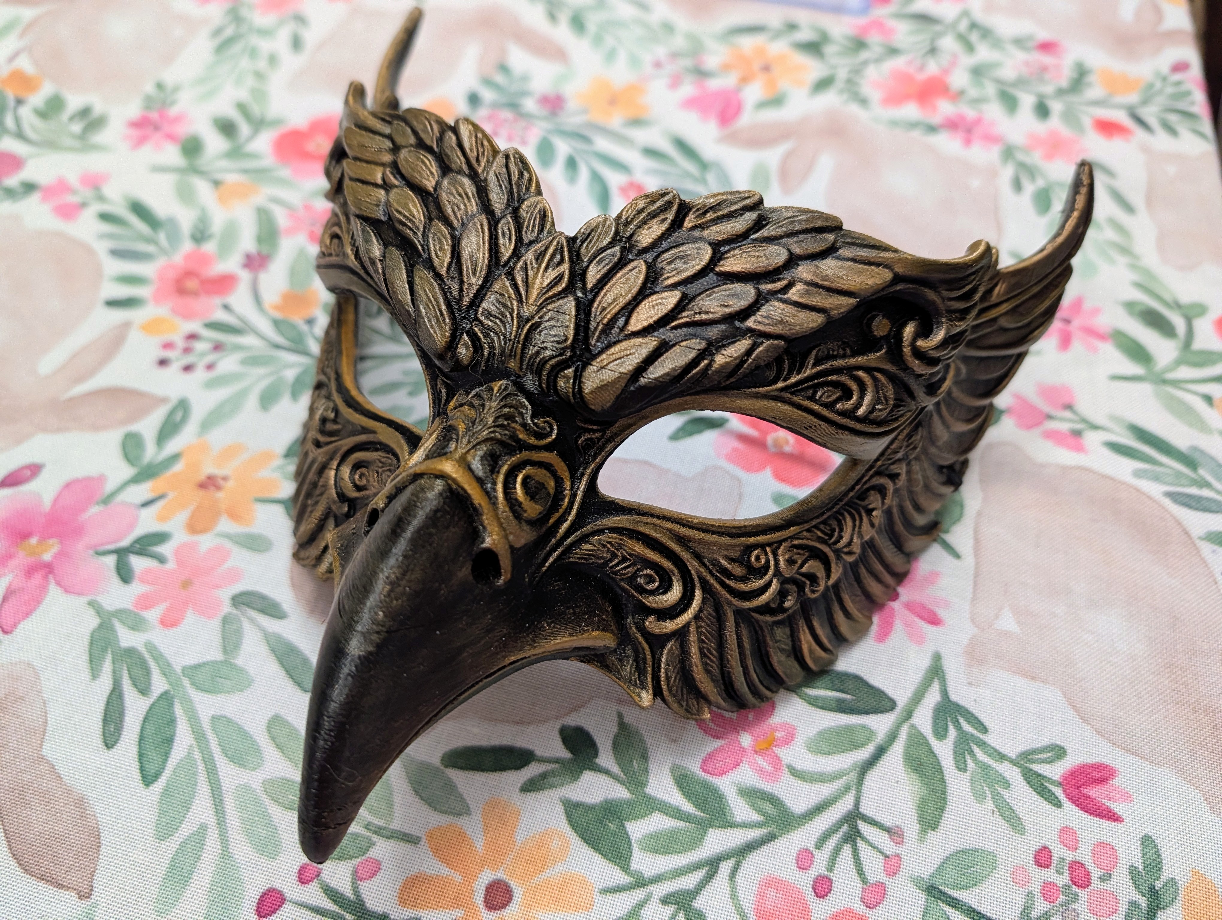 Miniatura 2 do modelo 3D Eagle Mask 