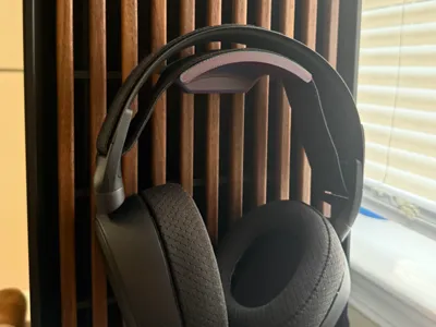 Fractal North XL Headphone Holder