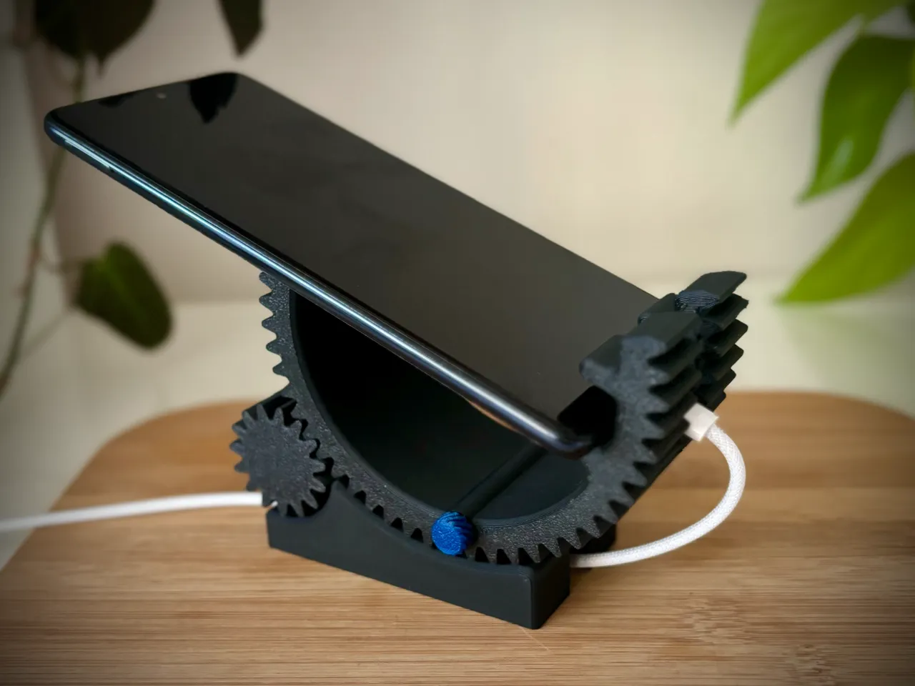 TILT PHONE STAND view 3