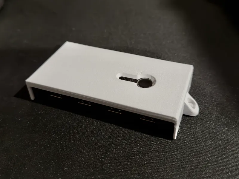 UGREEN USB 3.0 Switch mount