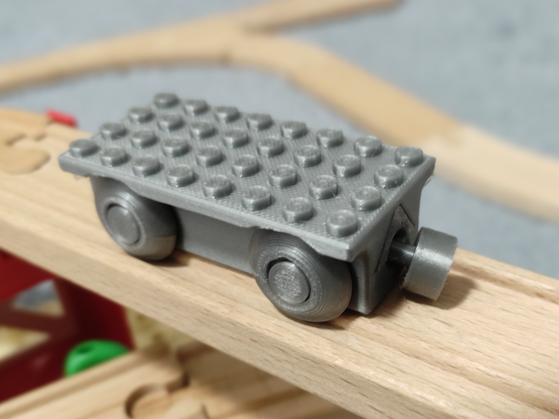 Brio wagon adapter with classic brick pins